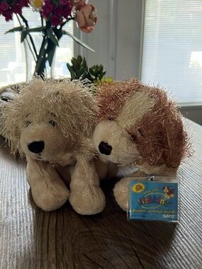 Ganz Webkinz Golden Retriever and Cocker Spaniel with Code